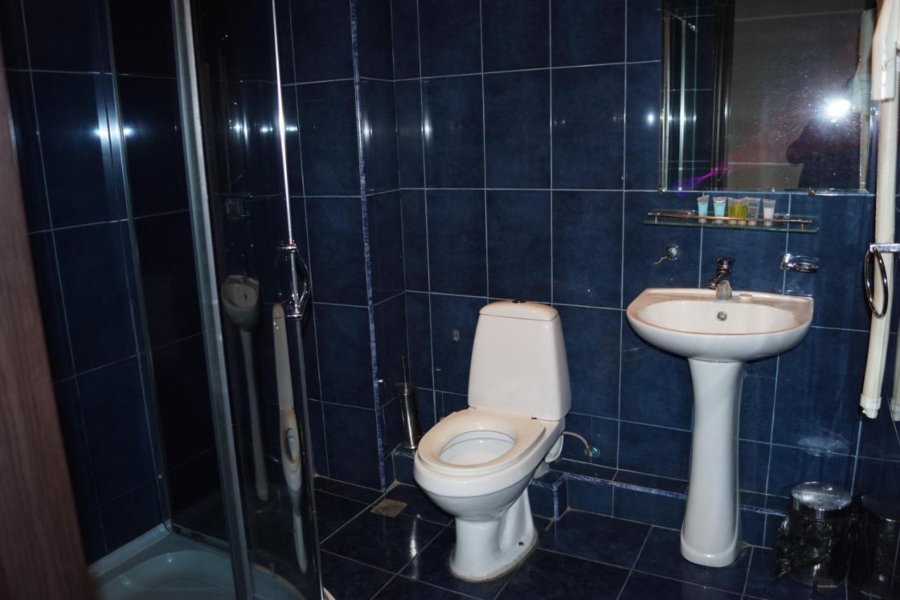 Iar Hotel Батумі Екстер'єр фото
