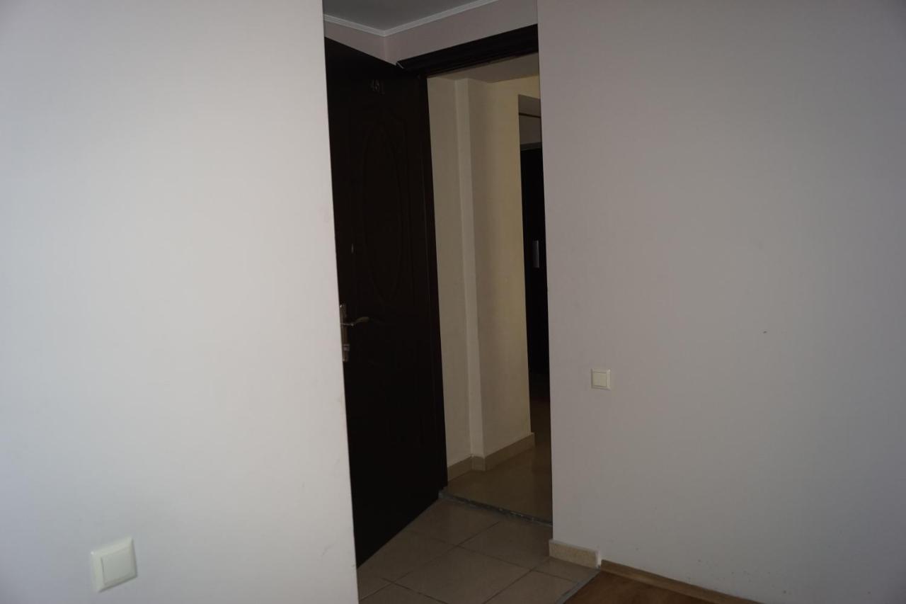 Iar Hotel Батумі Екстер'єр фото