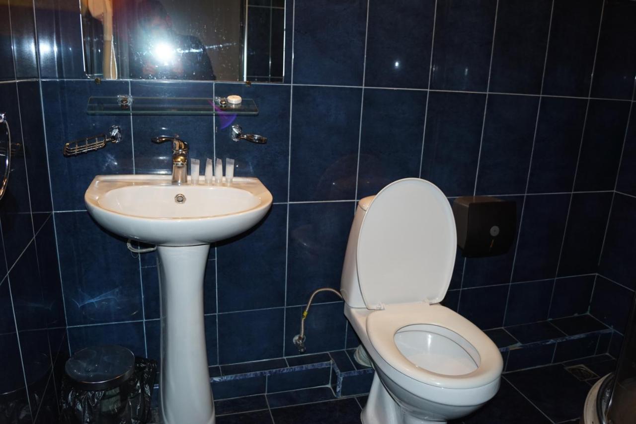 Iar Hotel Батумі Екстер'єр фото