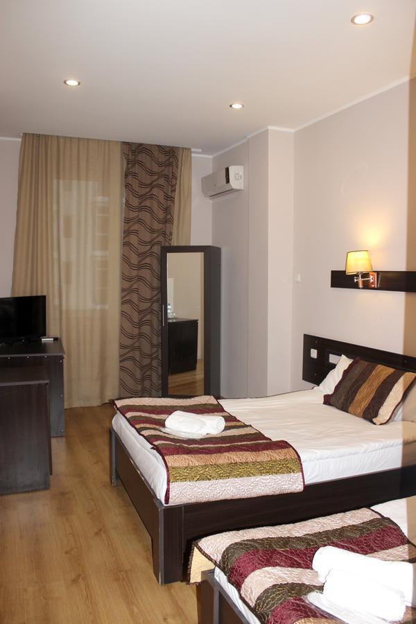 Iar Hotel Батумі Екстер'єр фото